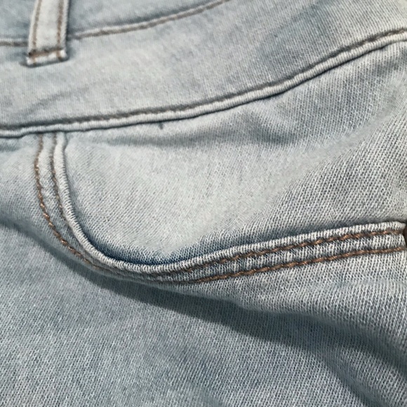 Refuge Light Wash Button Fly Jeans - Picture 6 of 8